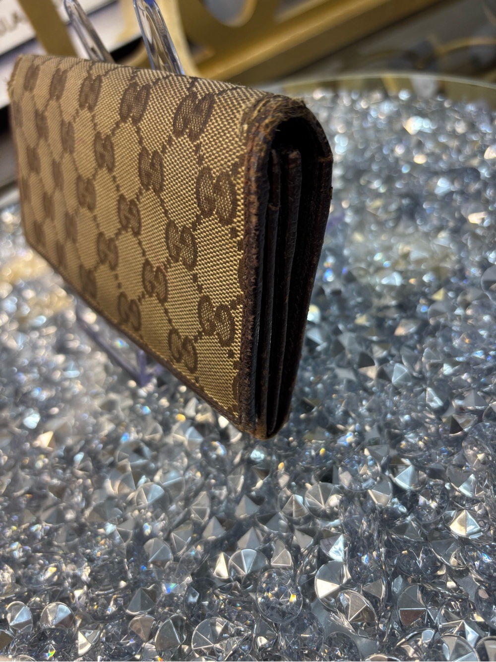 Gucci GG Canvas Continental Wallet - Picture 4 of 14